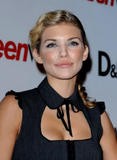 th_21349_AnnaLynne_McCord_7th_Annual_Teen_Vogue_Young_Hollywood_Party_250909_012_122_187lo.jpg