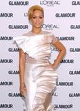th_16194_Rihanna_Glamour_Magazine_Honors_The_2009_Women_of_the_Year_44_122_487lo.jpg